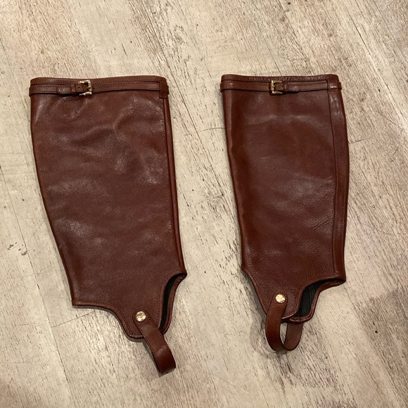 COACH LEONA ANTIQUE EQUESTRIAN SHOE Toppers. GC NO RIPS OR TEARS SIZE MED